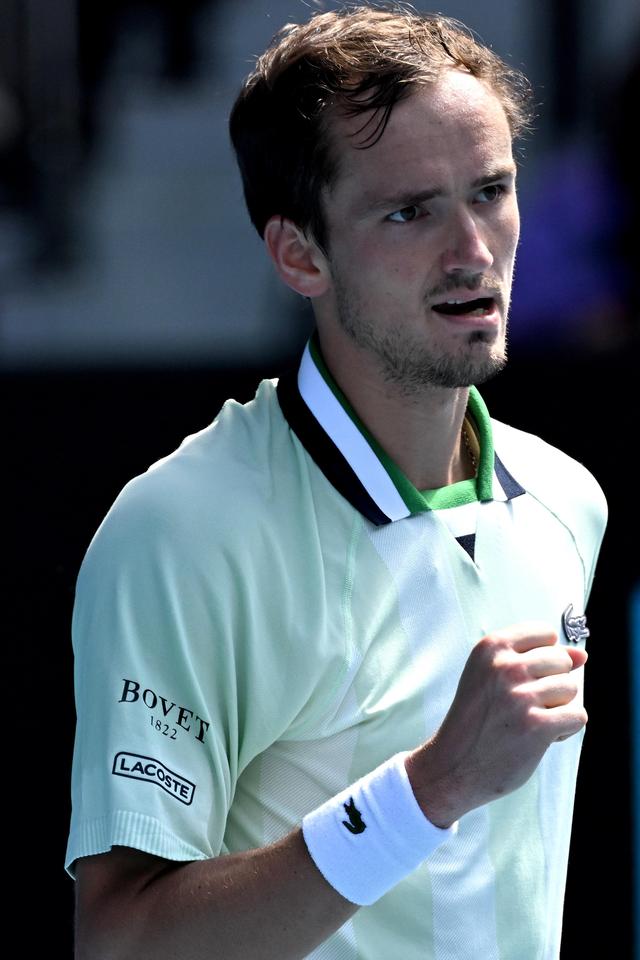 的带领下 的带领下