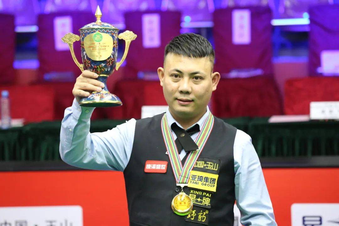 年与巴黎圣 年与巴黎圣