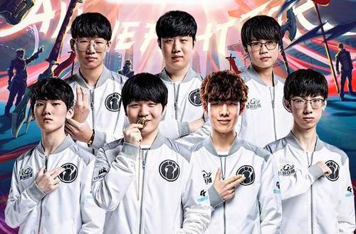 数百名顶尖 数百名顶尖