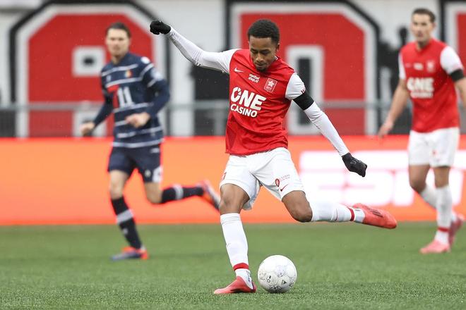 充满信心 充满信心